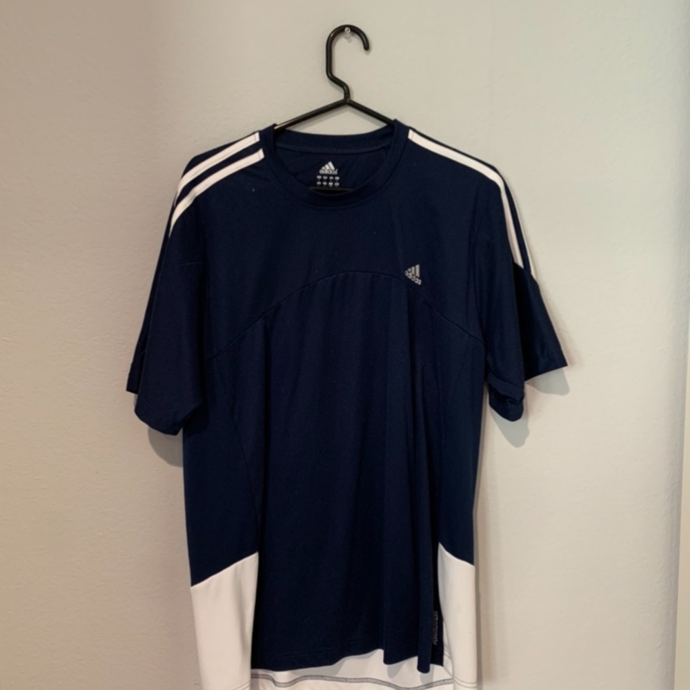 Adidas T-Shirt